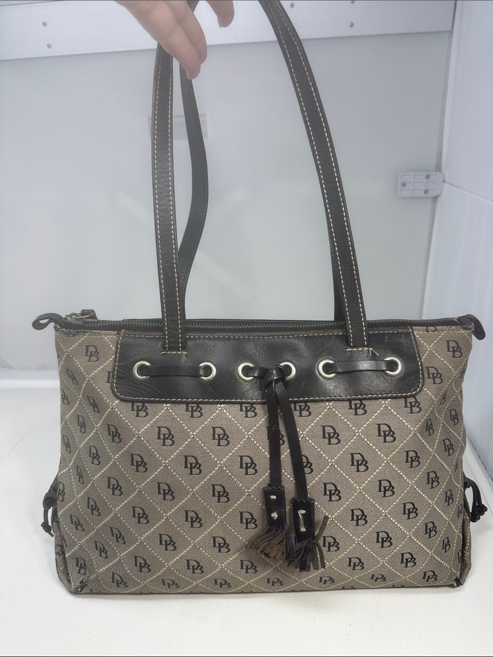 Dooney & Bourke Shoulder bag